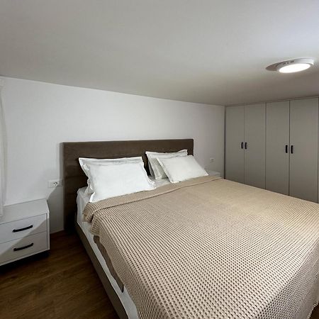 Home Select Tirana 2 Екстер'єр фото