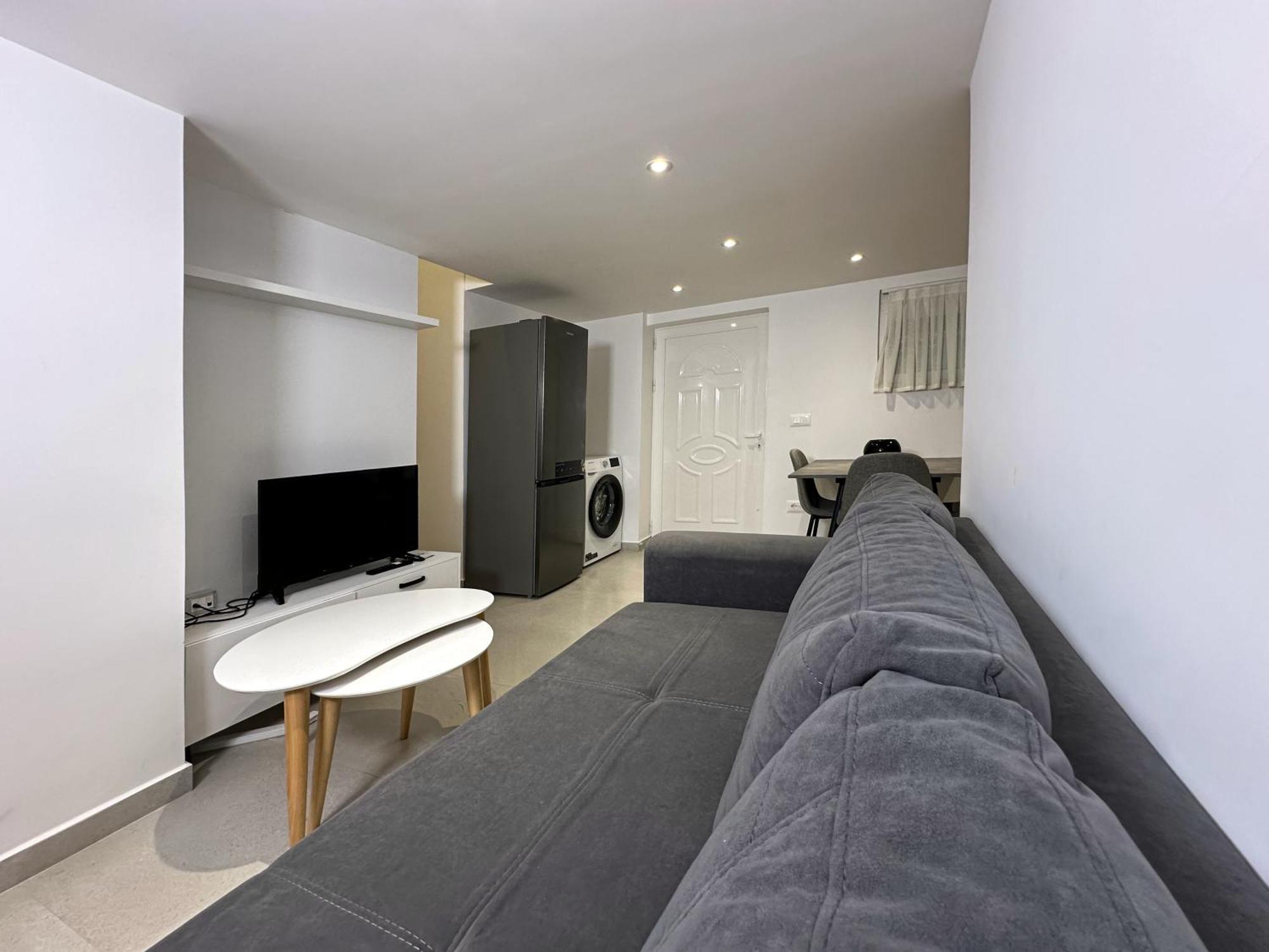 Home Select Tirana 2 Екстер'єр фото