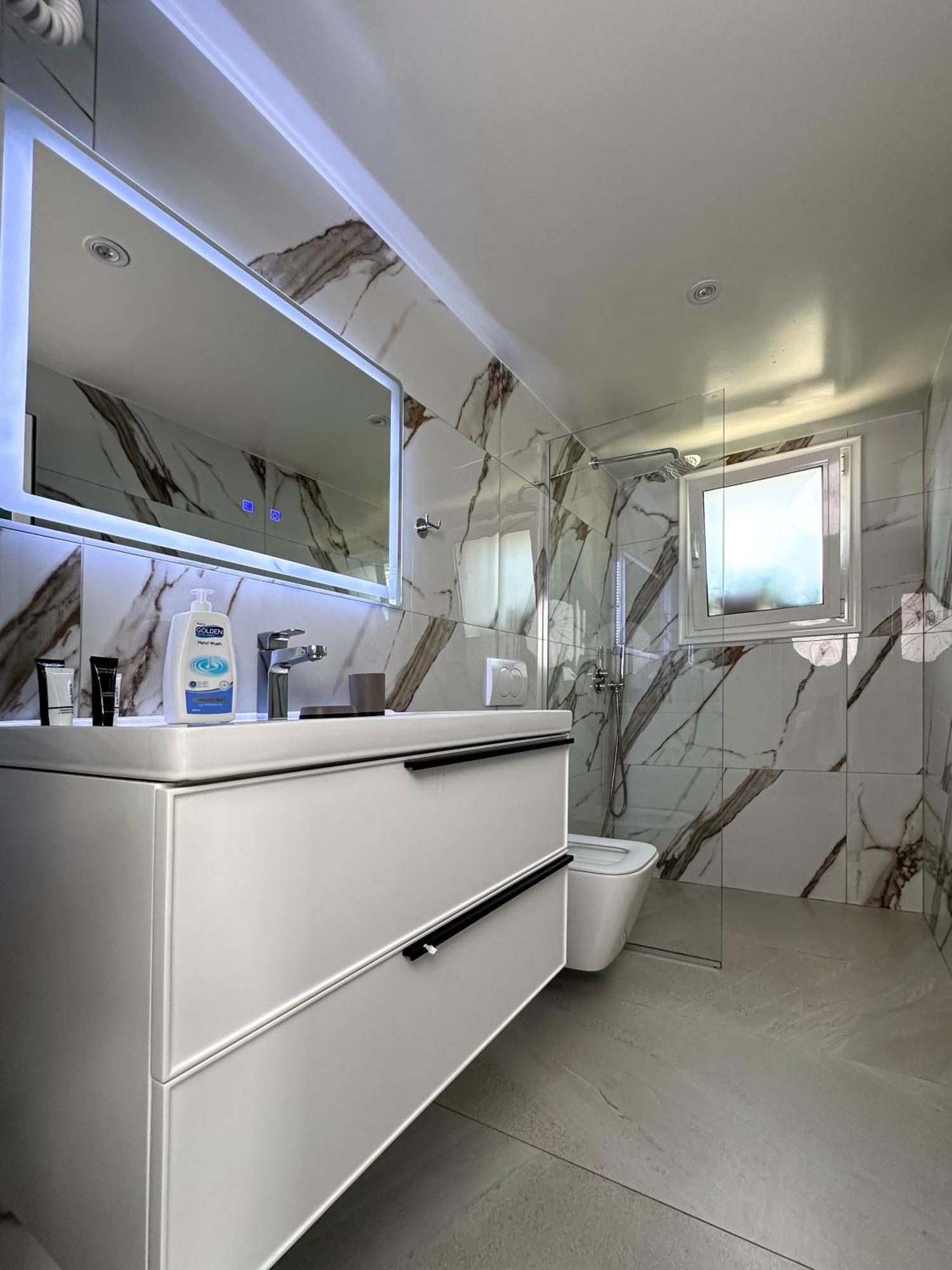 Home Select Tirana 2 Номер фото