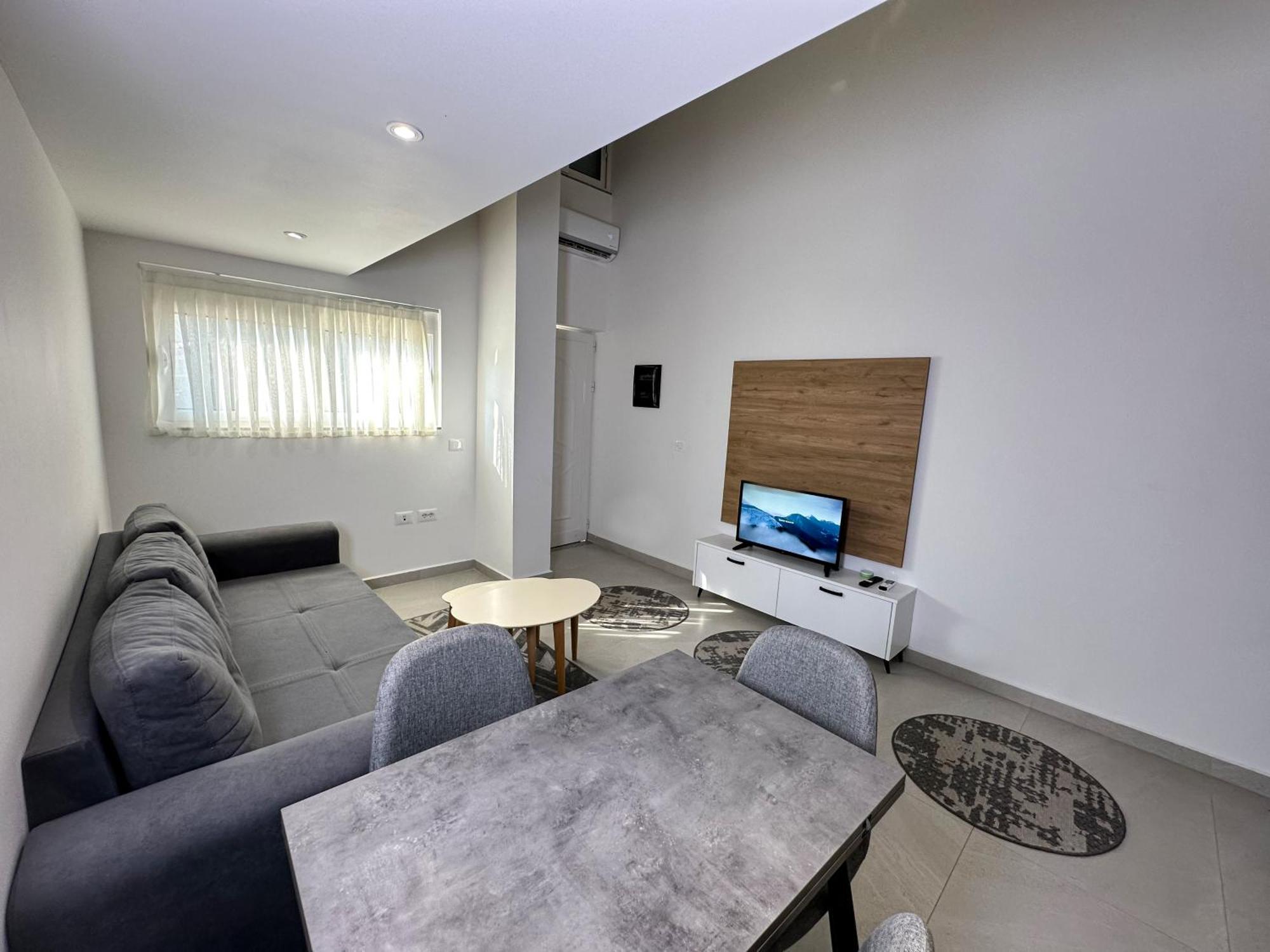 Home Select Tirana 2 Екстер'єр фото
